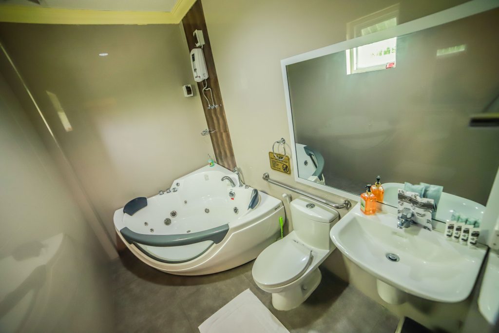 FAMILY DELUXE ROOM CR PIC