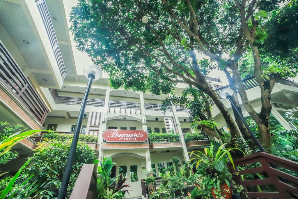 HOTEL ROOMS BUILDING
